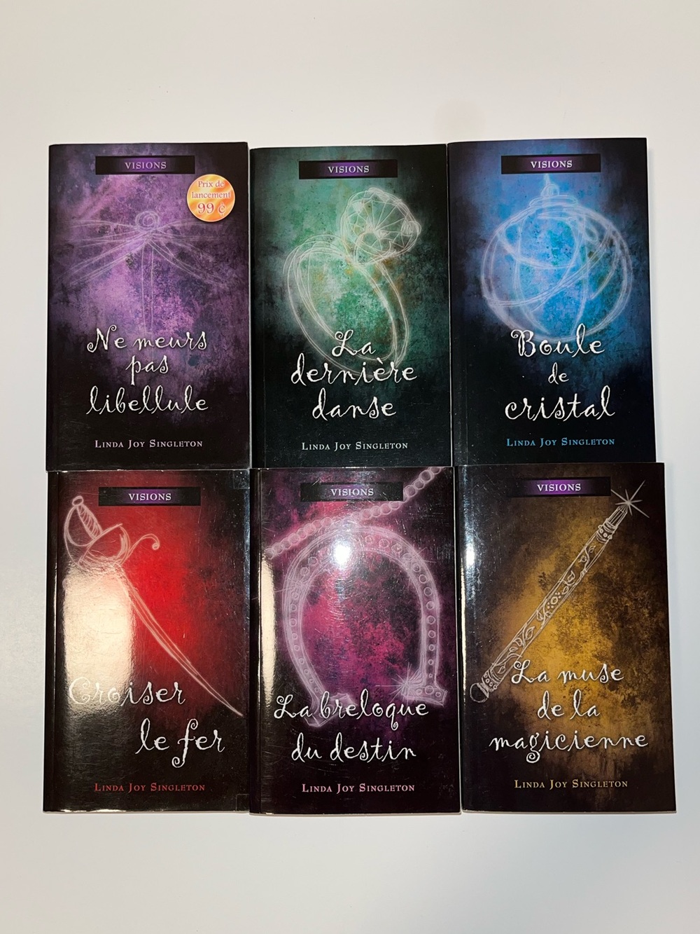 Ne meurs pas libellule by Linda Joy Singleton (book series) - FR
